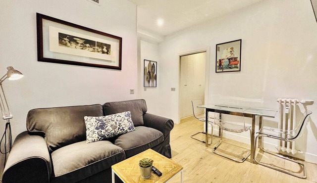 Republica | 2BR apt near Madrid's financial center