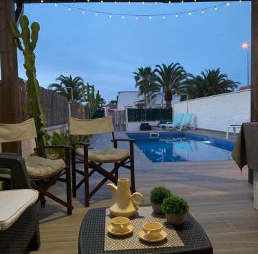 Riumar Nature 38 , piscina , aire acondicionado , barbacoa y pàrquing Privado