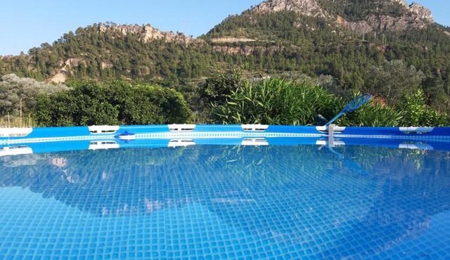 Riverside Lodge