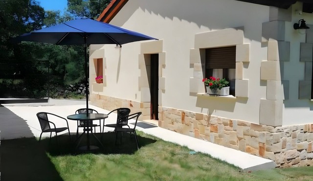 Rural Getaway in Soria with Mountain Views, Terrace and Nature