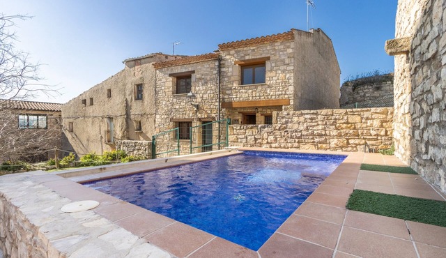 Rural House 'Cal Xavier De Segura' with Private Pool, Private Garden and Wi-Fi