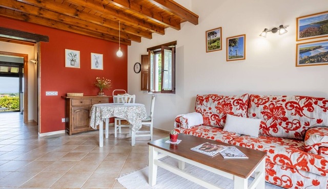 Rural House 'Las Candelas - Puerto Calderón' with Sea Views, Private Terrace, and Wi-Fi