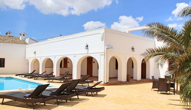 Schönes Haus in Villena mit fabelhaftem Pool by Interhome
