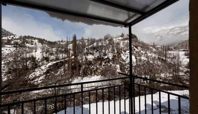 SEIRA1 - Apartment at Seira, Benasque Valley
