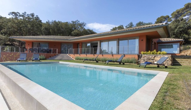 Ses Falugues AIRCO by Interhome