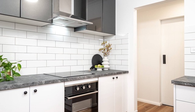 Shepparton Escape: Chic 3BR near Lake in Shepparton