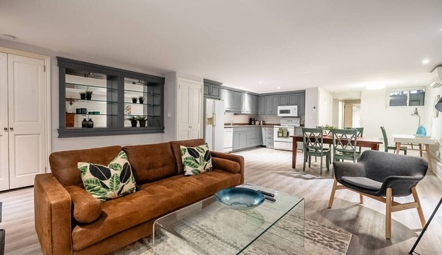 Spacious 1BR Basement Apt with King Size Bed! in Toronto