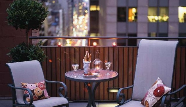 Steps to Times Square | Pet Friendly. Gym + Bikes in New York