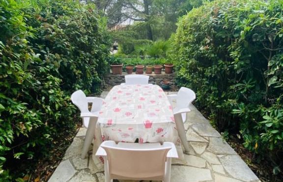 Studio terrace ! Ideal for your holidays ! in Saint-Cyr-sur-Mer