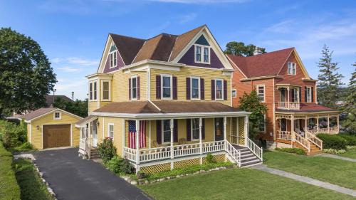 The Grandview, Catskill NY in Catskill
