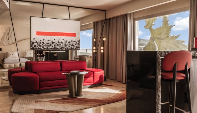 The Unexpected Ibiza Hotel - Ushuaïa Club entrance included