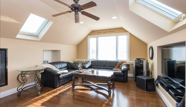 Unique spacious upper Condo Suite. Steps from waterfront in Sarnia