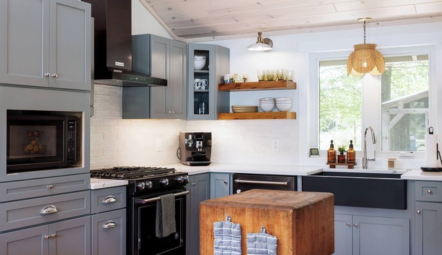 Vacationland Lakefront Cottage, Fisher +Big Glen Lake, Glen Arbor, Sleeping Bear in Glen Arbor