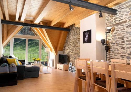 Val d'Aran: Apartamento abuhardillado con vistas