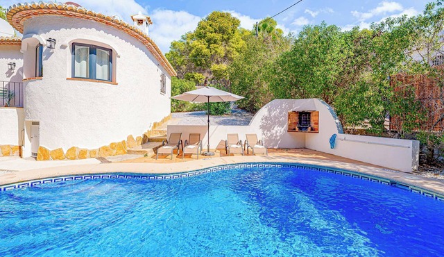 Villa Abeto - Two Bedroom Villa, Sleeps 4