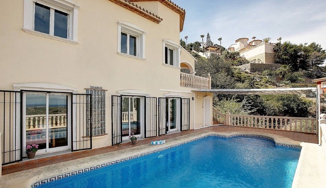 Villa "Amanda" with Sea View, Private Pool & Wi-Fi