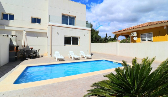 Villa Mestral HOT TUB Pool and Rooftop Terrace beside beach Full A/C free WIFI