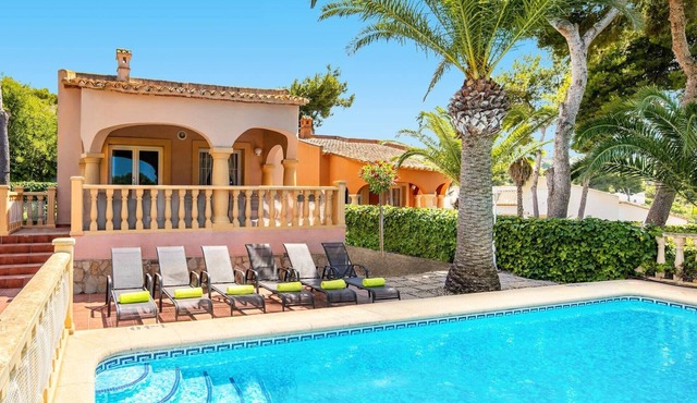 Villa Nectar Blanco by Villa Plus