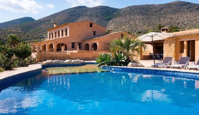 Villa Paraiso - PlusHolidays by Interhome