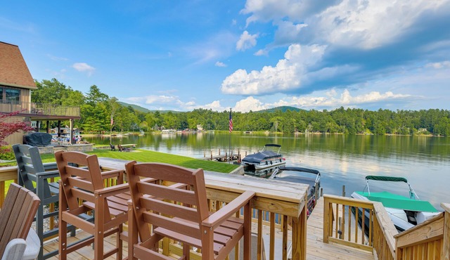 Waterfront Haven Bi-Level Lakefront Deck/Game Cntr in Fort Ann