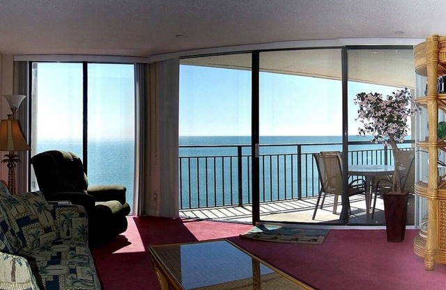 Oceanfront Surfmaster 810 Amazing Views, Pools, Hot Tubs & Free Parking Passes in Garden City Beach
