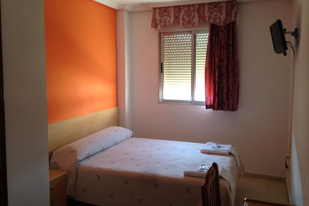 Muro del Alcoy Hostel | Hostal Copacabana