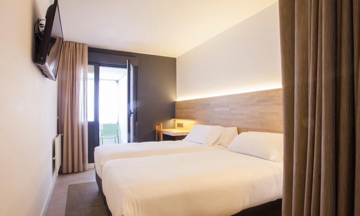 Ermitagana Hotel | Hotel A Pamplona