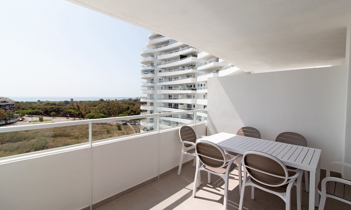 Canet de Berenguer Apartment | Global Vacacional: Modern apartment with 2 terraces and 3 bedrooms