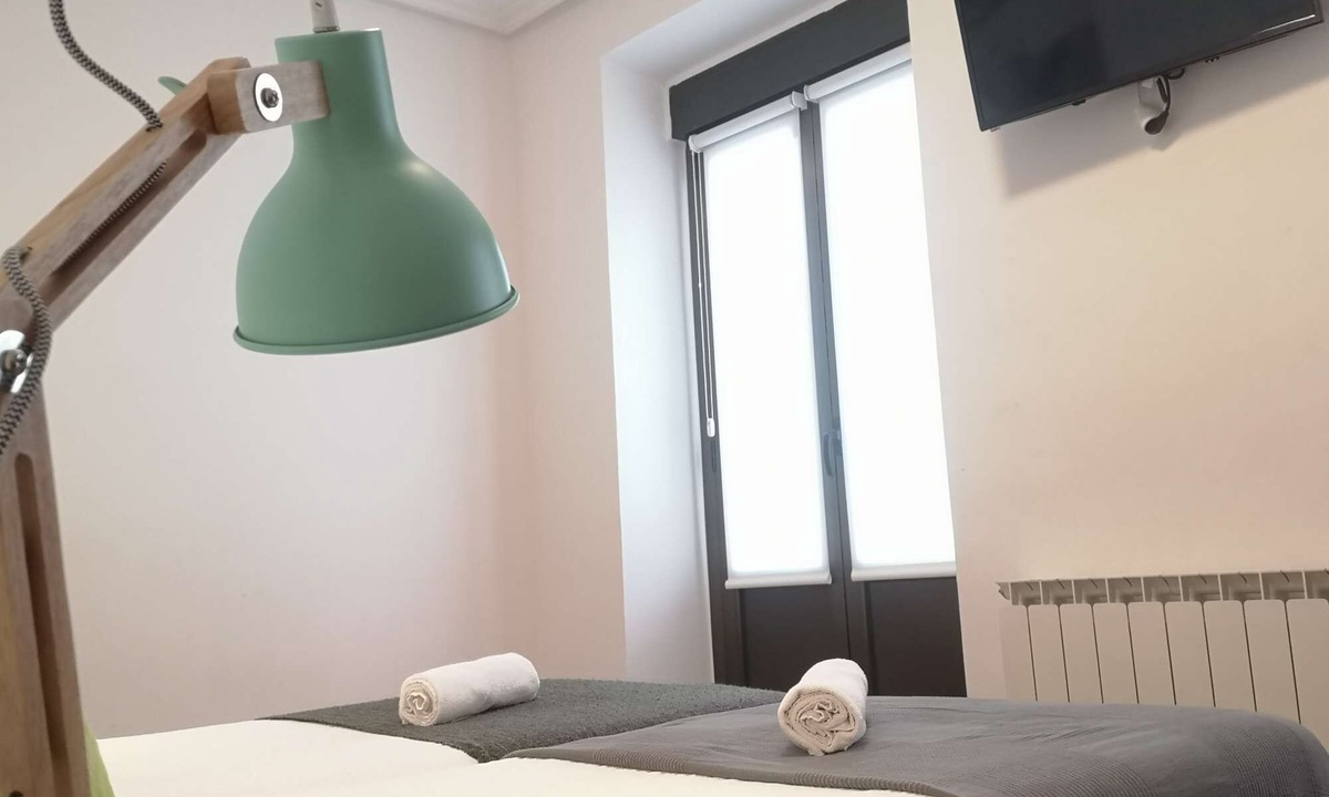 San Sebastian Centro Apartment | Apartamento amplio, a pie de la playa La Concha