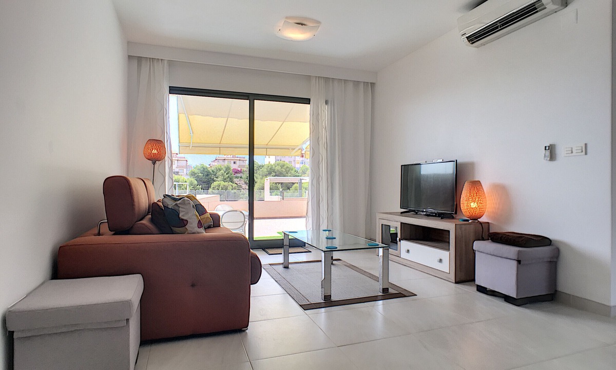 La Zenia Apartment | Ground floor, communal pool, free wifi, free parking