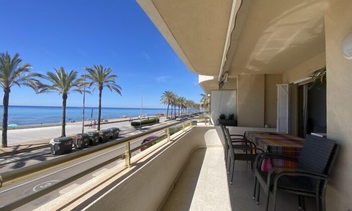 Calafell Apartment | R151 Beachfrontapartment Calafell