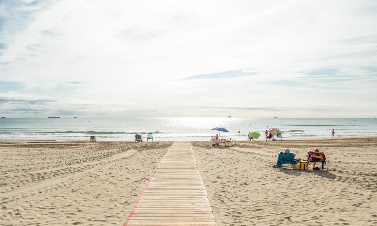 La Pineda Apartment | APARTBEACH NEW EUROPEANS 2 NEXT TO THE BEACH