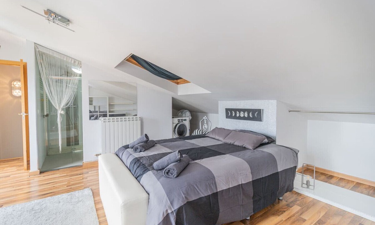 San Pablo Apartment | Stylish Duplex in the heart of Zaragoza