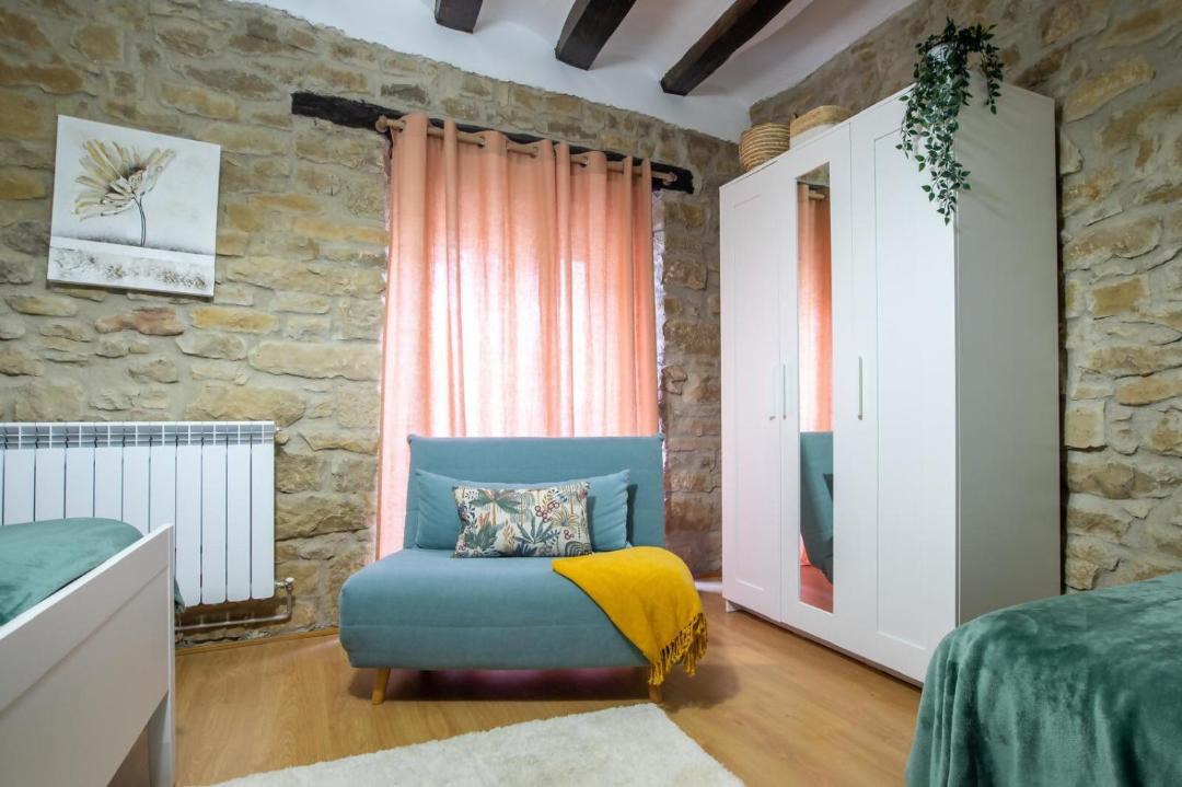 Mendigorria House | coqueta casa rural con terraza y barbacoa