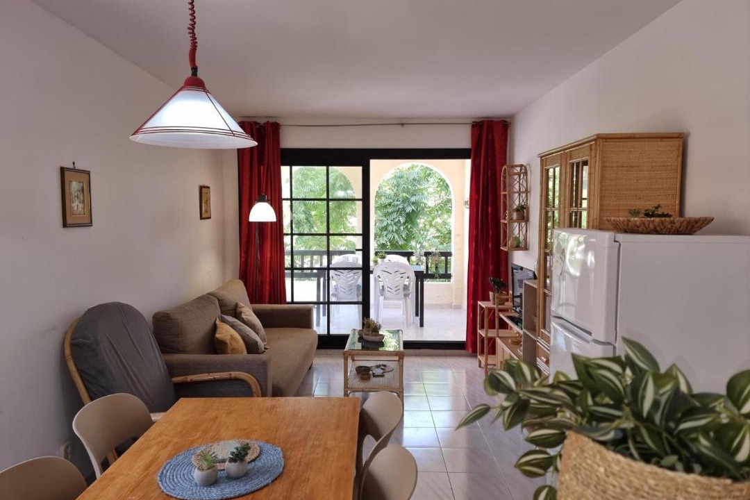 Pedrinya Apartment | Apartamento exclusivo a 50m de la playa con piscina en L'Escala - HISP-236-28
