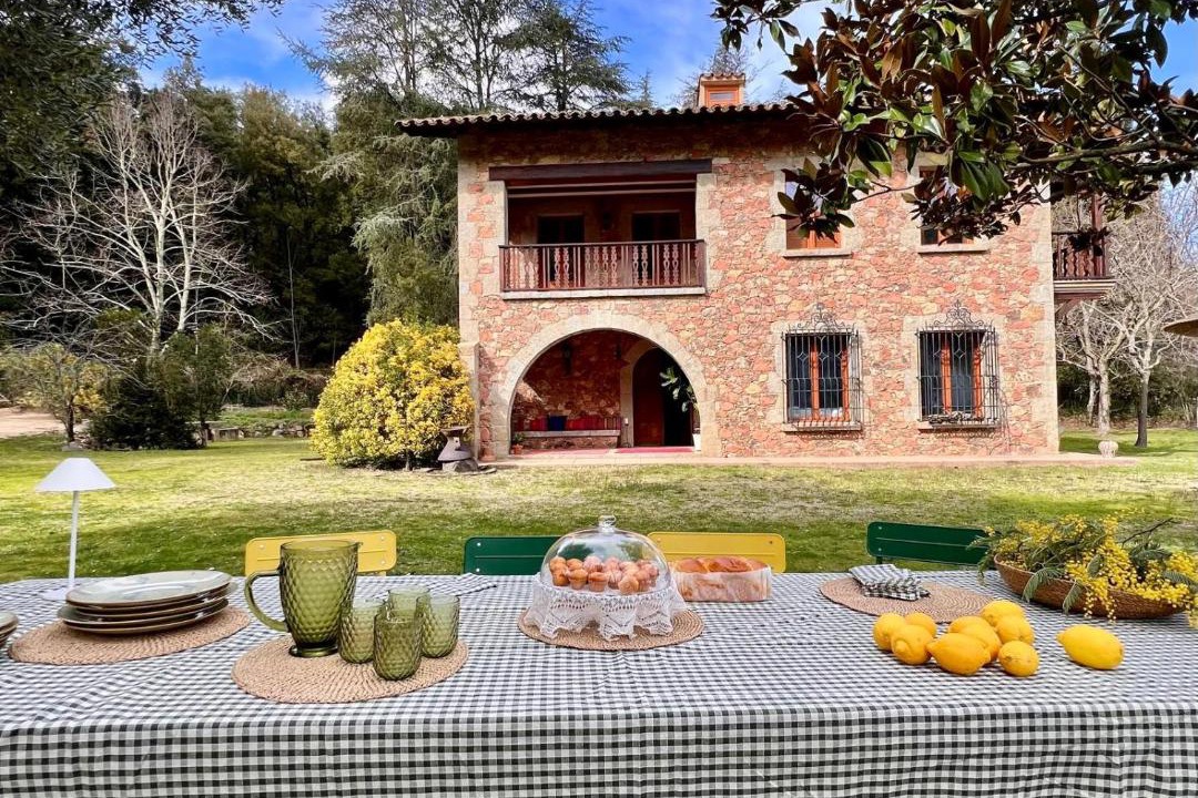Arbucies Ski Chalet | Masía con piscina natural en Parque del Montseny