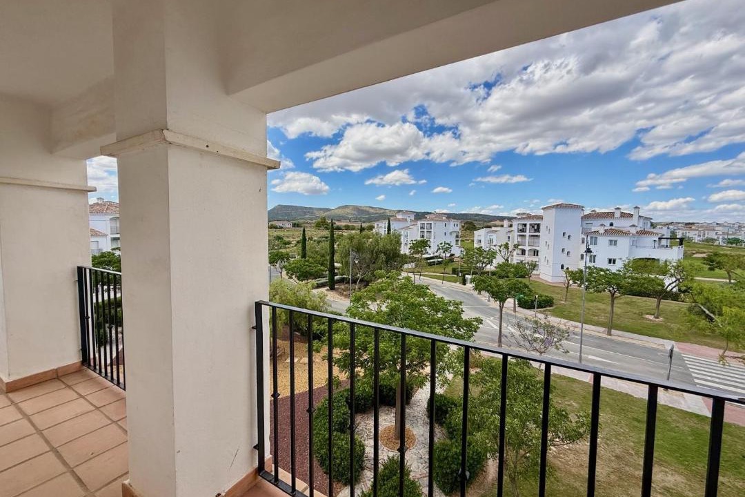 Jeronimo y Avileses y Balsicas de Arriba Apartment | Stunning penthouse with panoramic golf and lake views, big pool