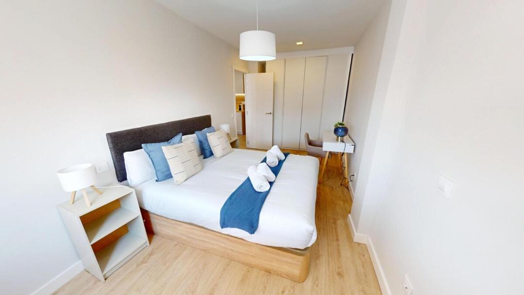 Cuatro Caminos Apartment | Stunning penthouse in Cuatro Caminos for 4 pax - Artistas 1