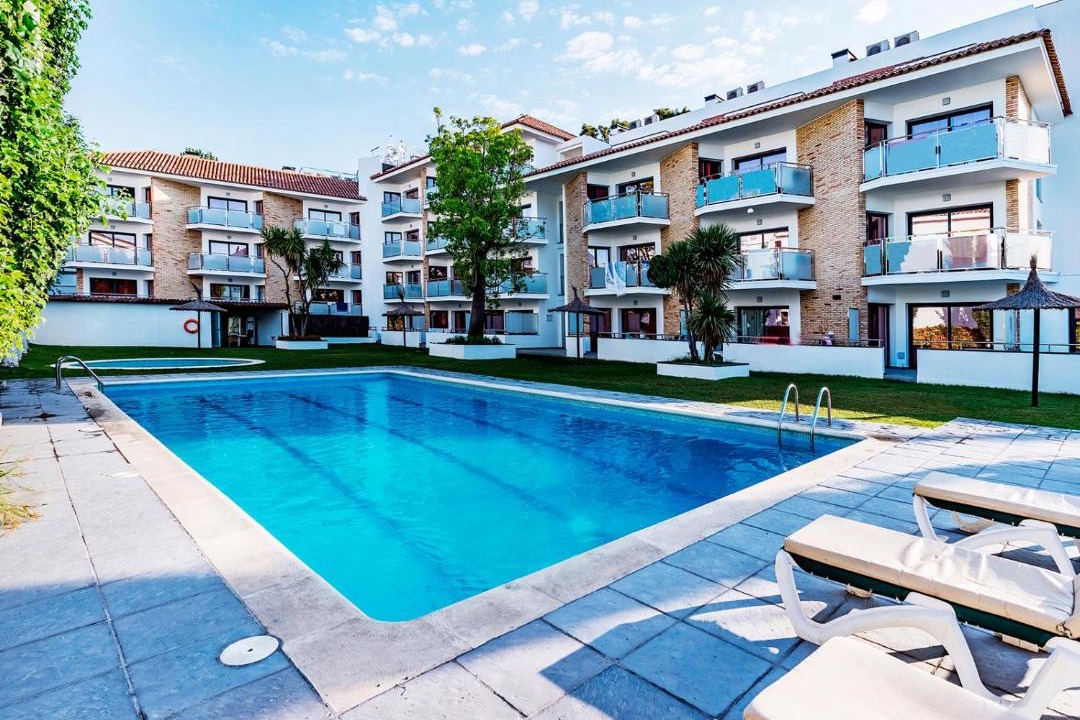Passeig Maritim Apartment | Apartamentos Sunway Apollo