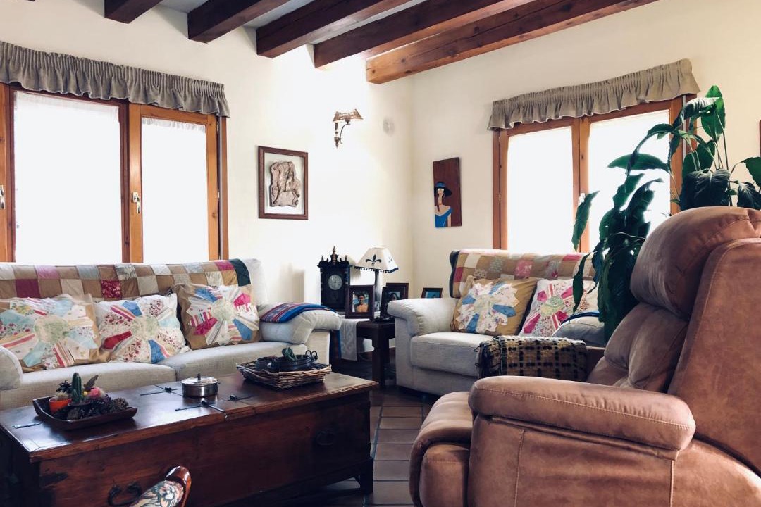 Trescasas House | pension trescasas