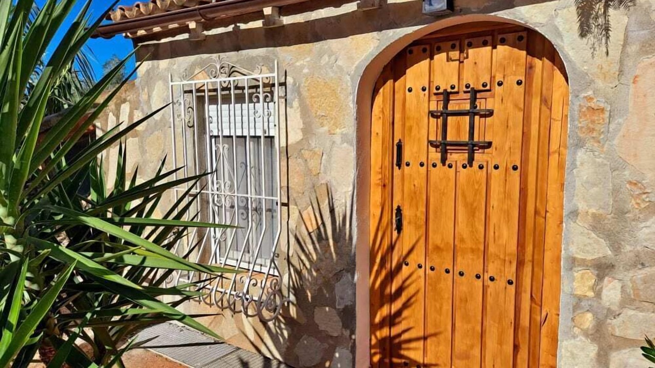 Photo of Buildings in Lliber