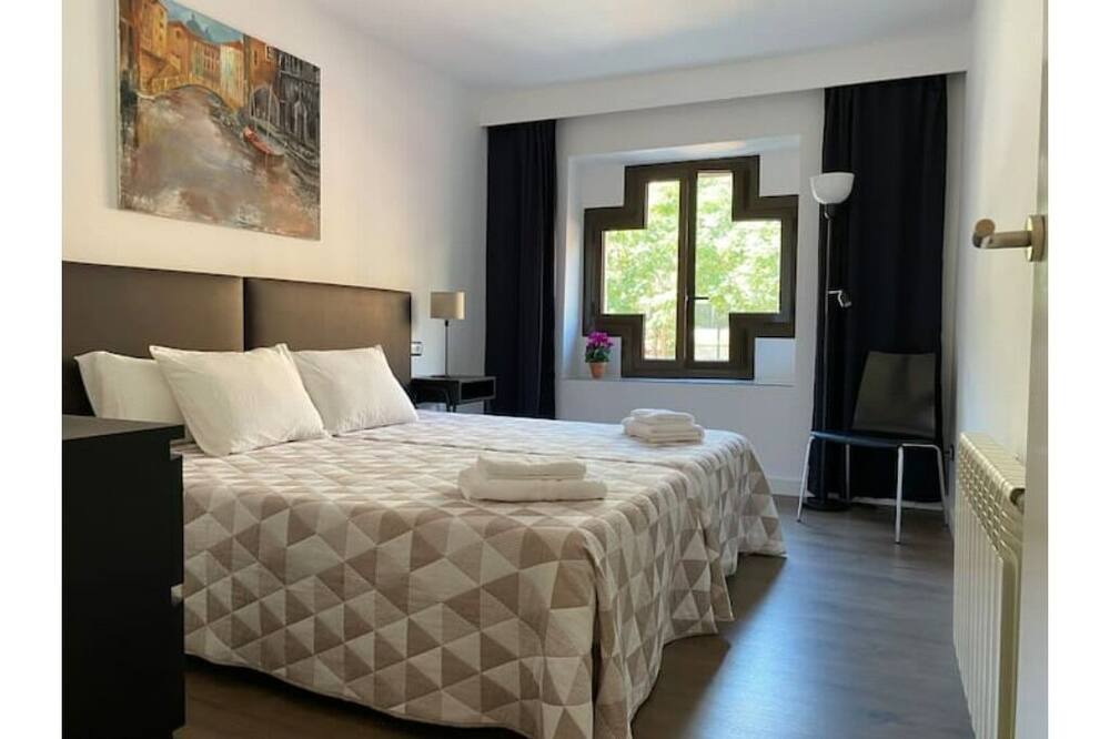 Photo of Bedroom in Zaragoza Old Town