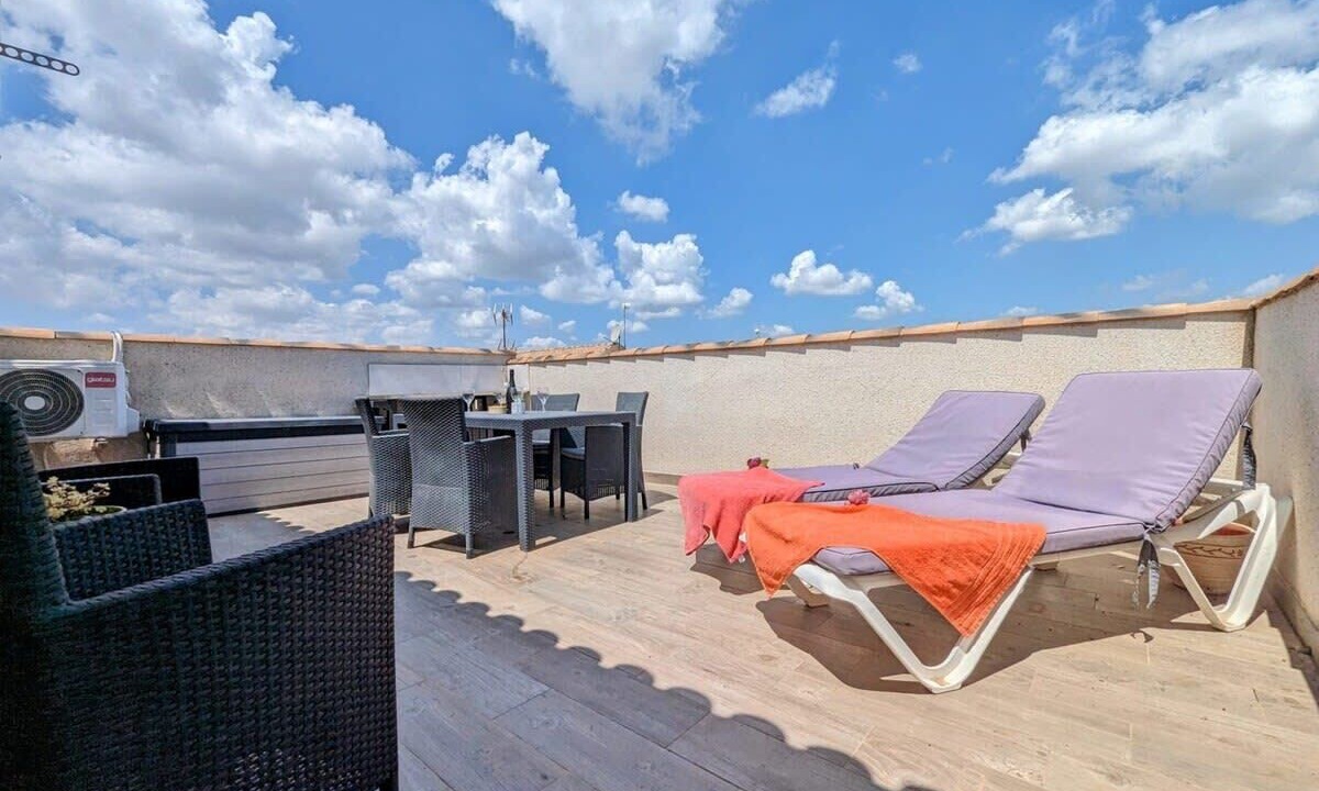 Photo of Patio Balcony in Los Altos