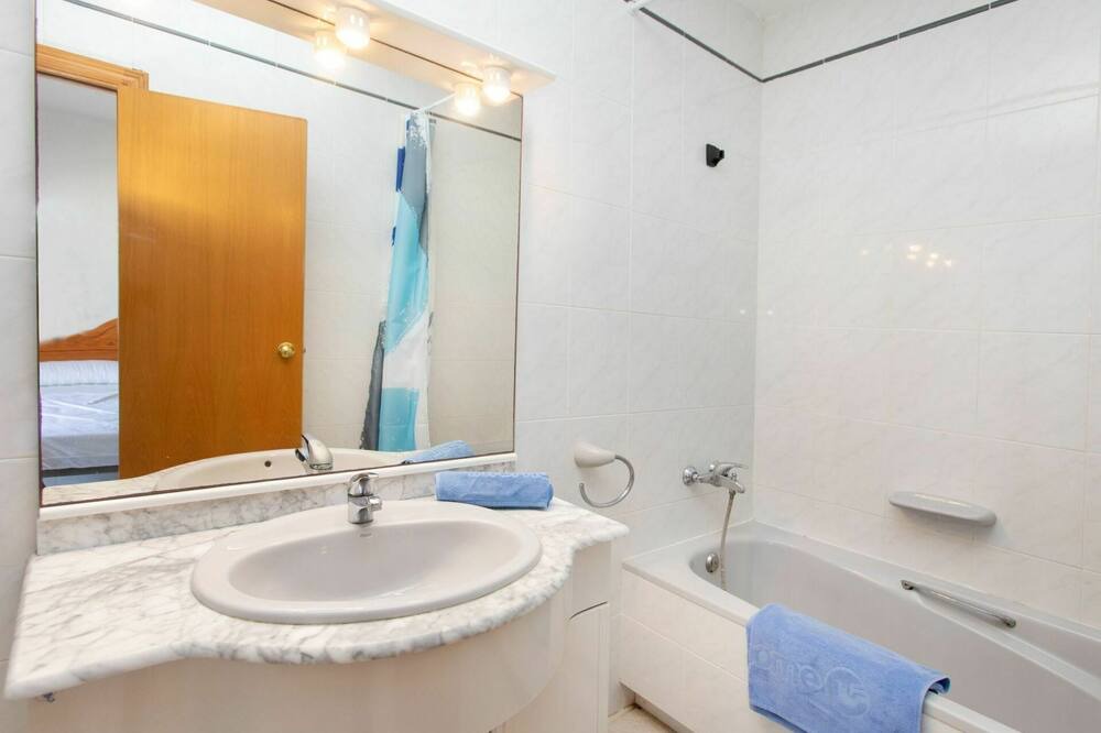 Photo of Bathroom in L'Hospitalet de l'Infant