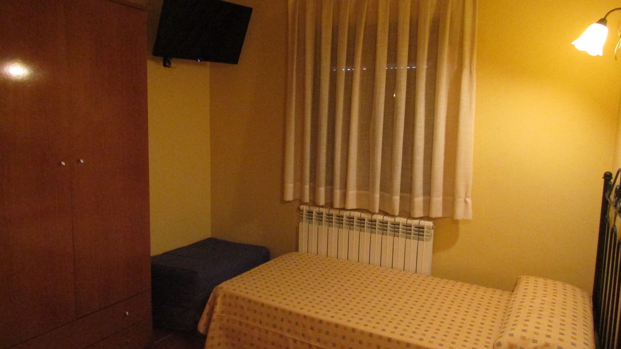 Photo of Bedroom in Allepuz