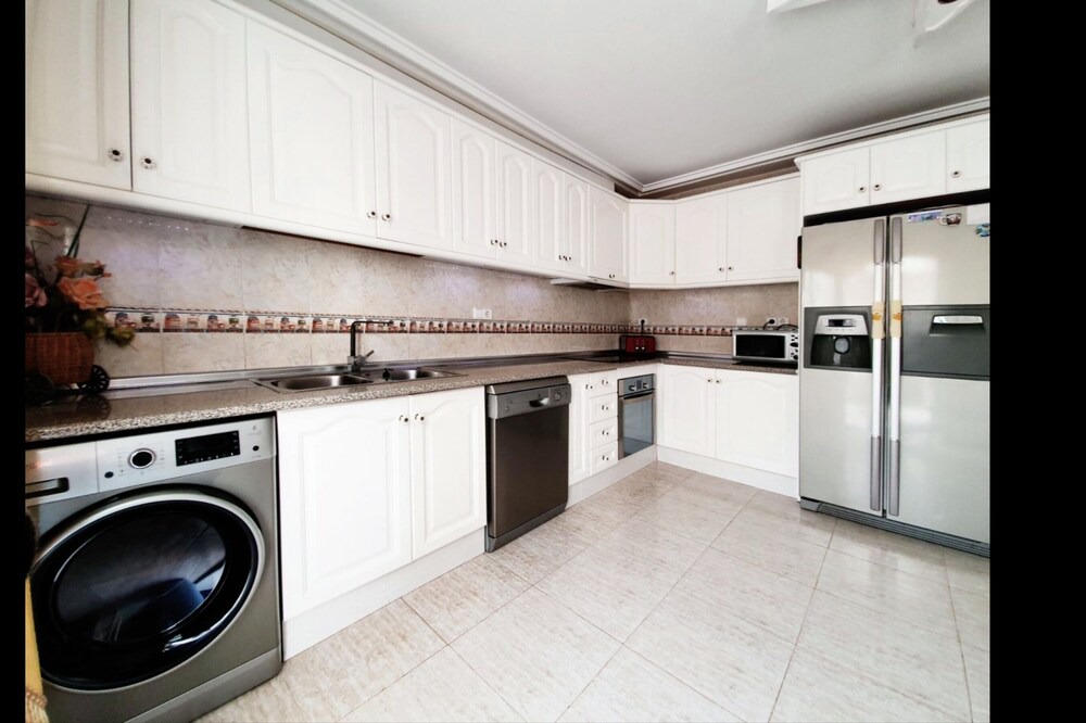 Photo of Kitchen in Los Arenales del Sol