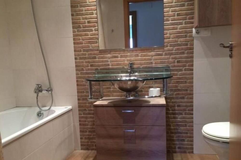 Photo of Bathroom in Mollerussa