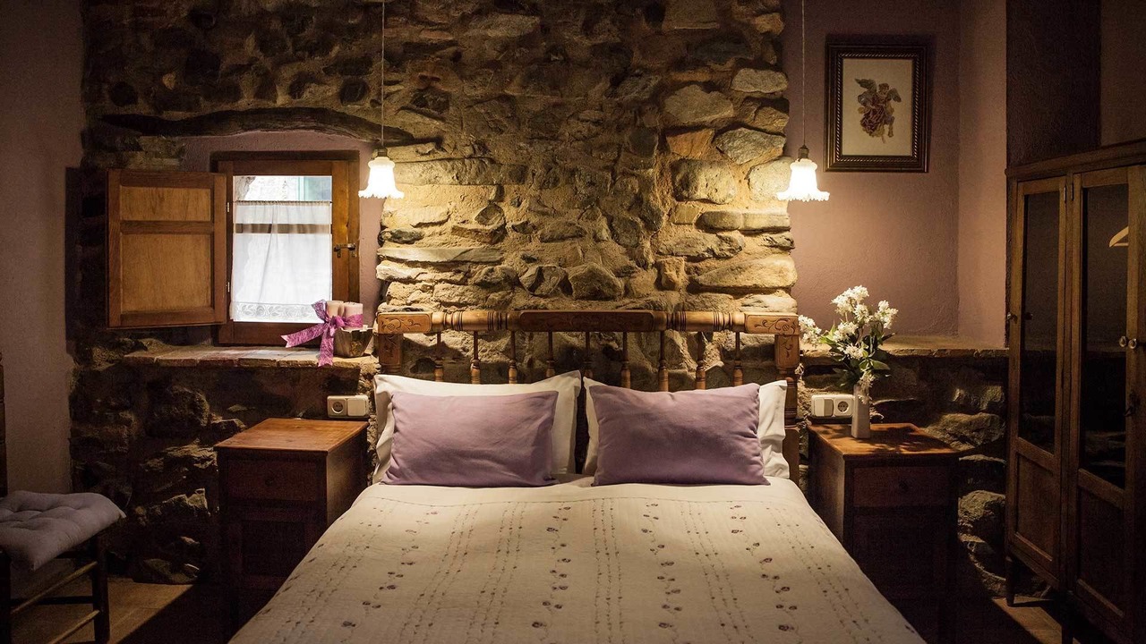 Photo of Bedroom in Les Irles