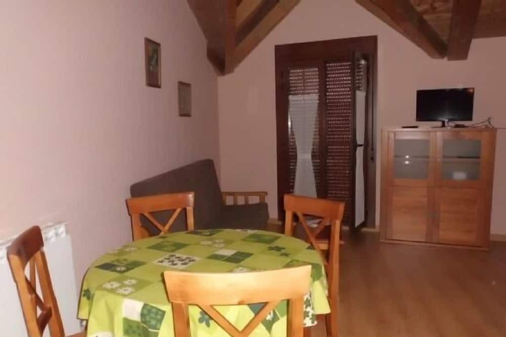 Photo of Kitchen in Buesa