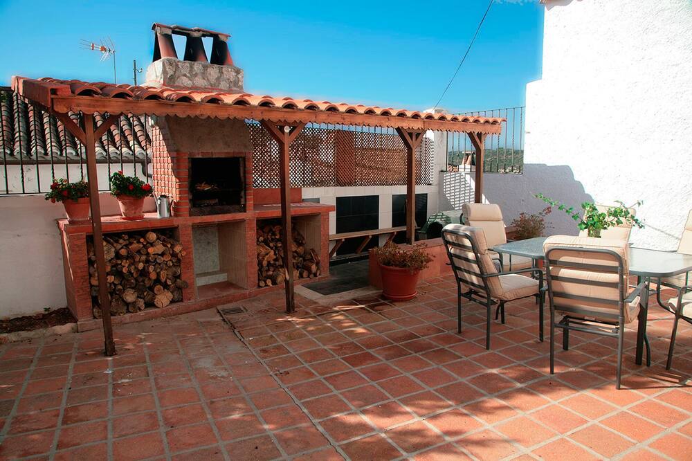 Photo of Patio Balcony in Olmeda de las Fuentes